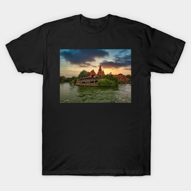 Big thunder mountain T-Shirt by kiwimick